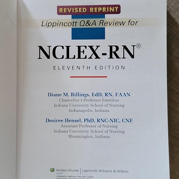 NCLEX RN REVIEW BOOK - Picture 5 of 7